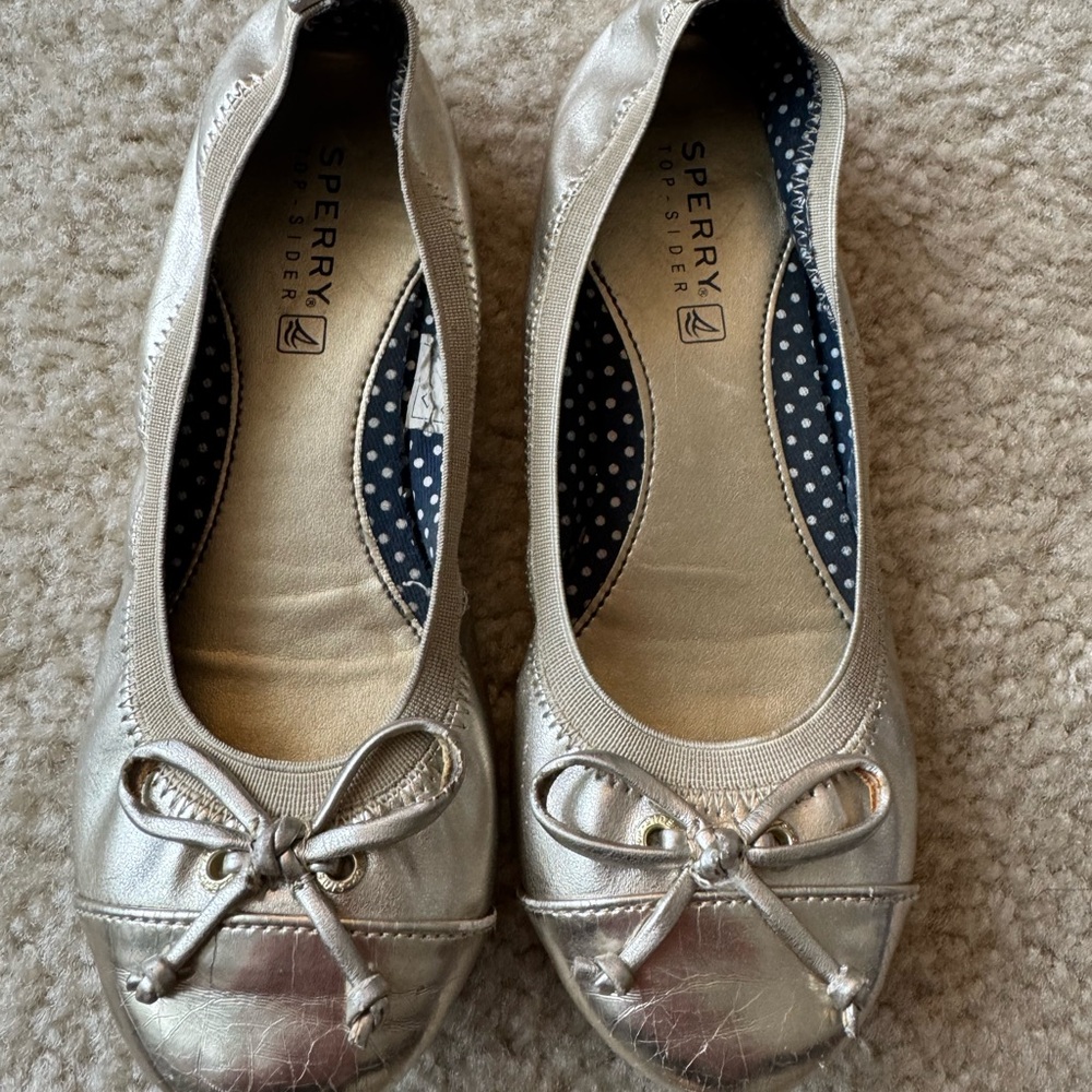 Sperry Gold Flats with Decorative Bow girls 13.5
